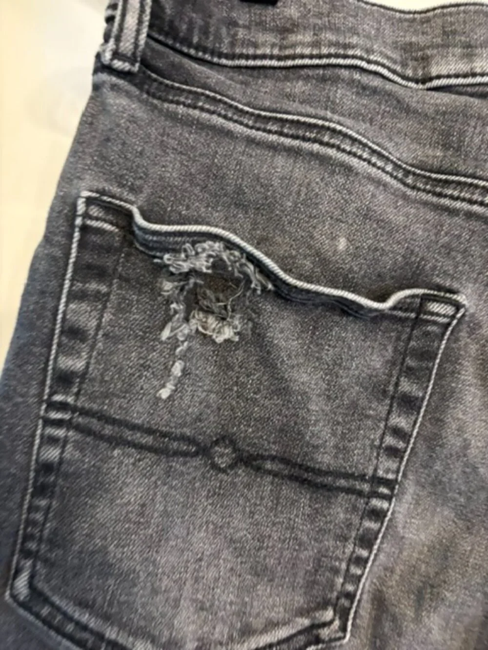 Lucky Brand Black Denim Distressed Athletic Straight Short, Size 31